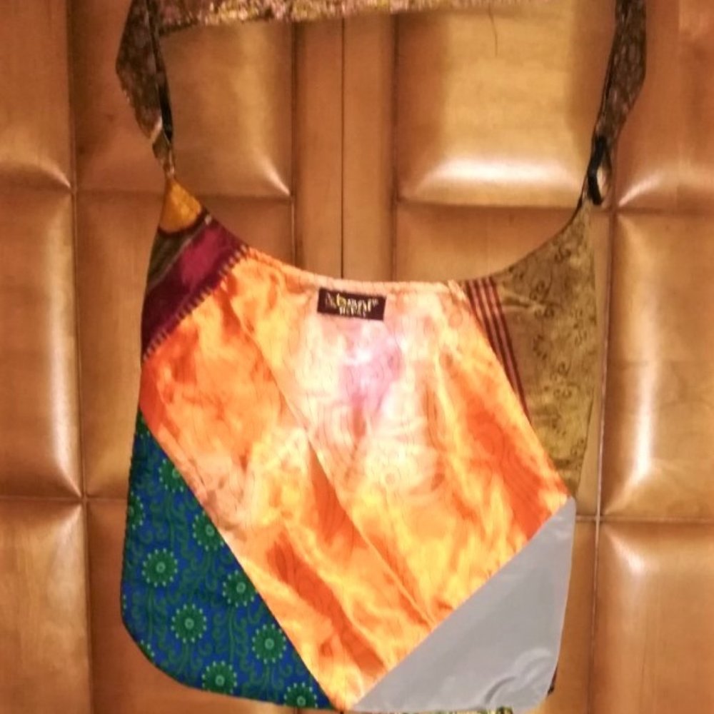 One-of-a-Kind Sari Silk Purse NWOT Very Sturdy.